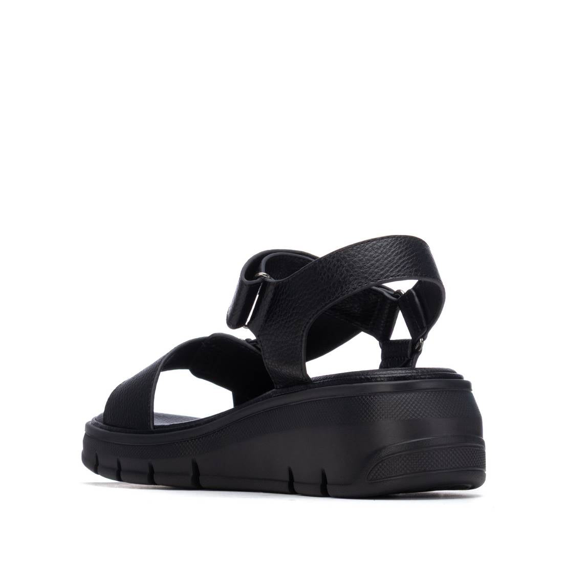 Xti BLACK PU LADIES SANDALS 145398