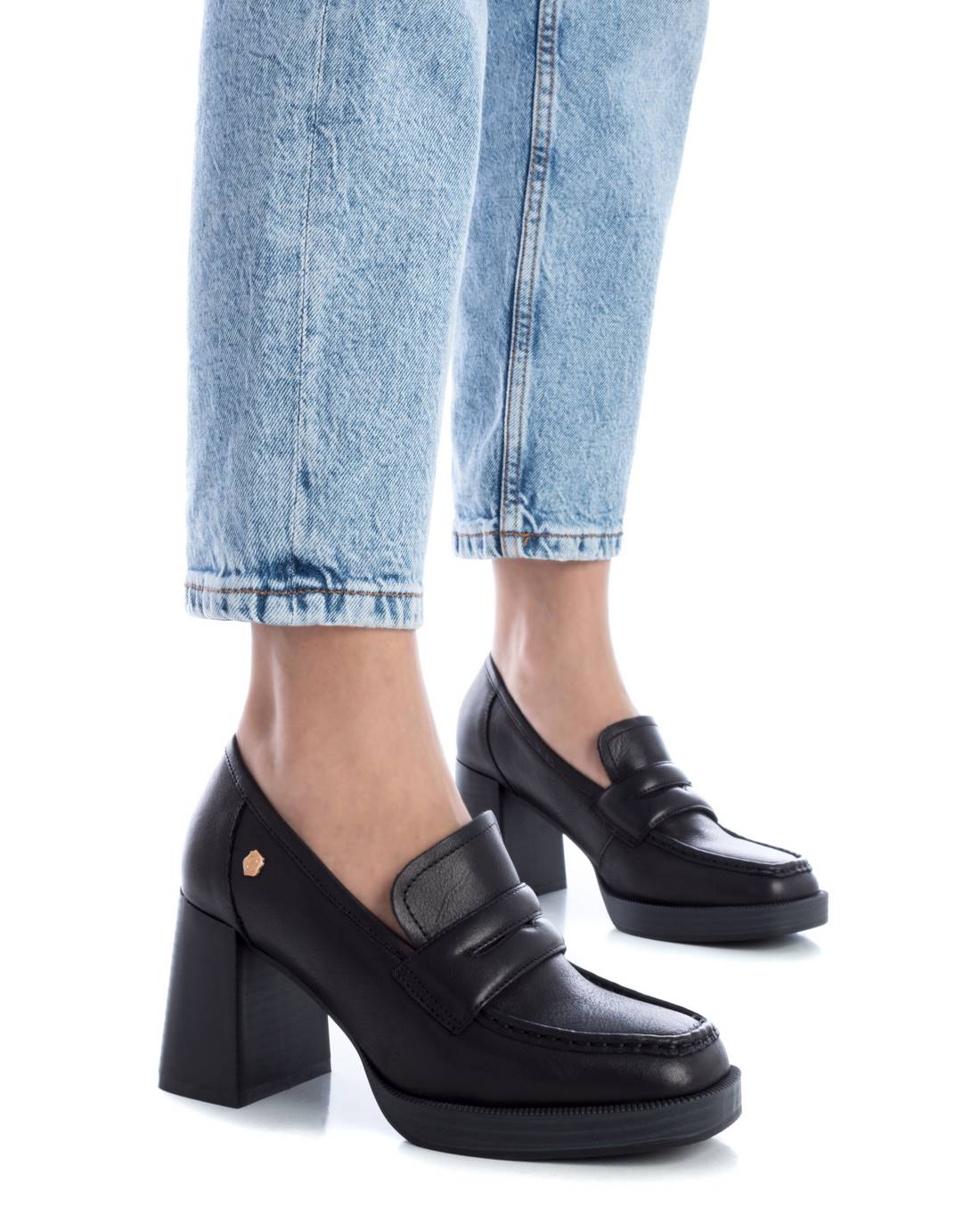 XTI SHOES