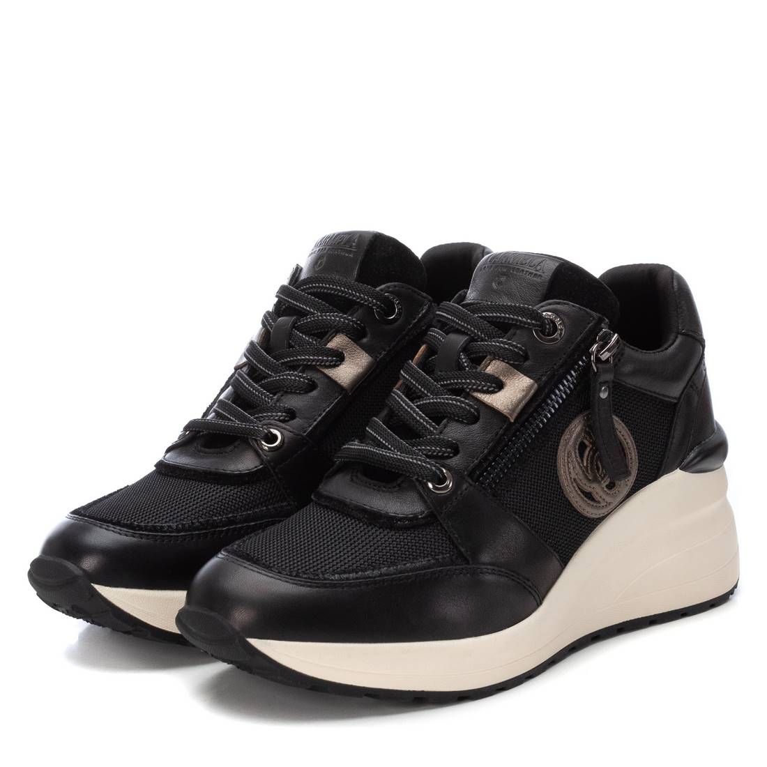 Carmela Collection Women's sneakers 161844