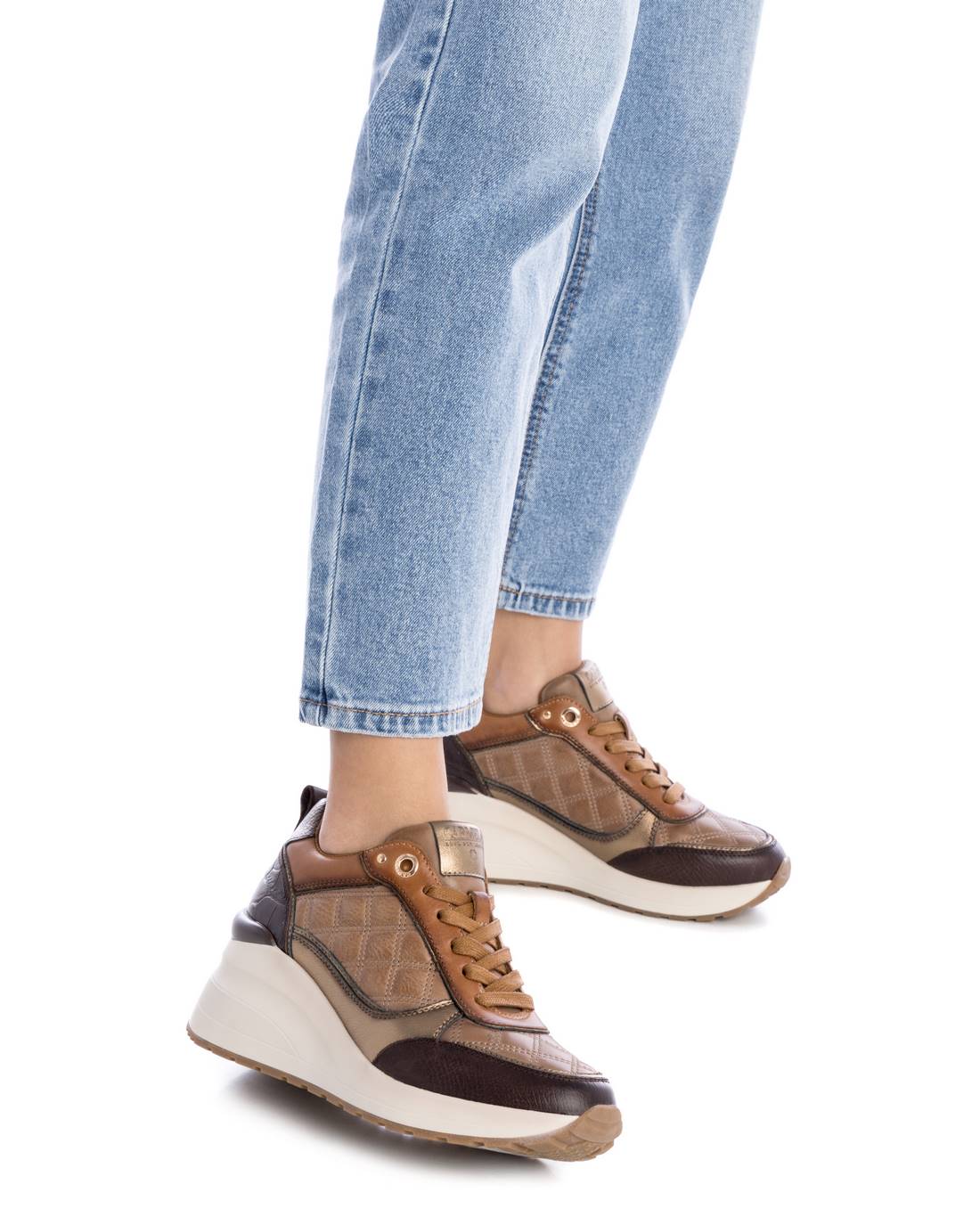 Carmela Collection Women's sneakers 161845