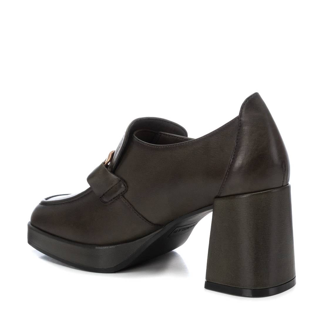 Carmela Collection Women's shoes 161849