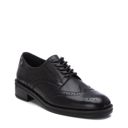 Carmela Collection Women's oxfords 161964