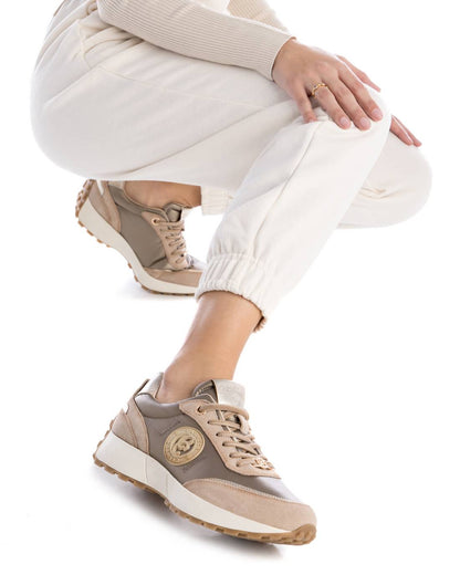 Carmela Collection Women's sneakers 161997
