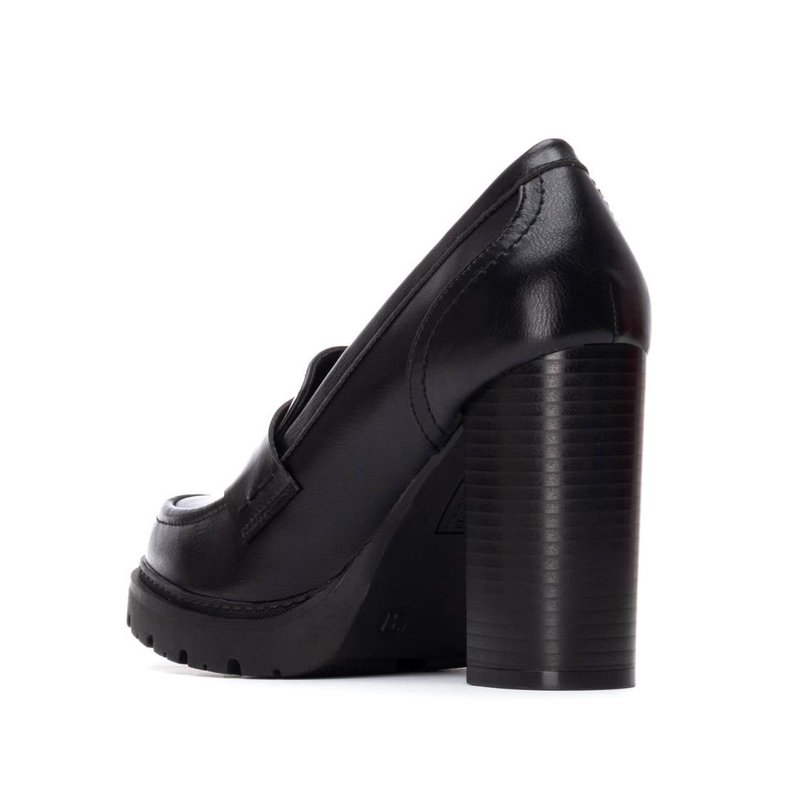 Women's Casual Heeled Moccasins Refresh Collection By XTI 172927
