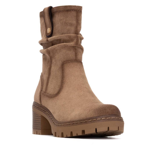 Women's Suede Ankle Booties Refresh Collection By XTI 173021