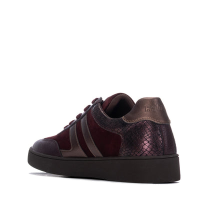 Women's Casual Suede Sneakers Refresh Collection By XTI 176085