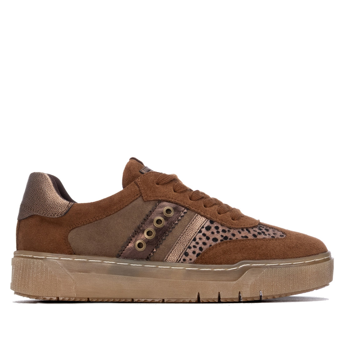 Women's Casual Suede Sneakers Refresh Collection By XTI 176240