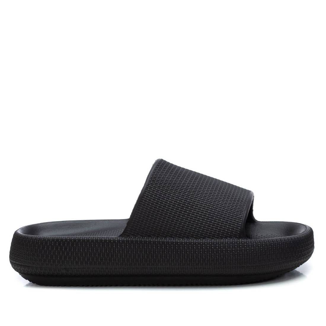 Women's Rubber Flat Sandals By XTI, 4448904 Black