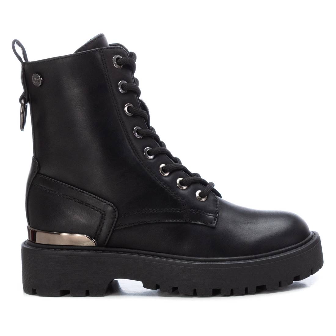 Women's Lace-up Boots By XTI 150583