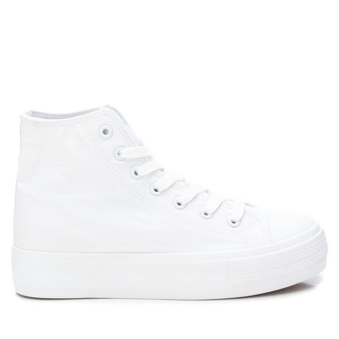 Women's Canvas High-Top Sneakers By XTI_170825_White